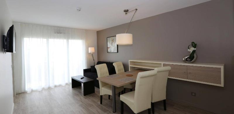 Les Criquets Hotel & Spa Бланкфор Екстер'єр фото