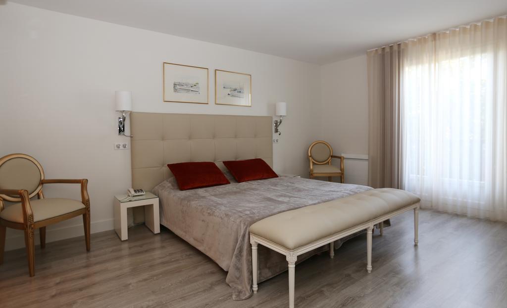 Les Criquets Hotel & Spa Бланкфор Екстер'єр фото